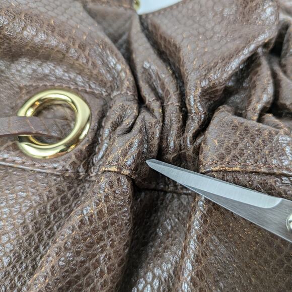 Cole Haan Brown Leather Purse Womens Drawstring Hobo Satchel Handbag Damaged - Picture 15 of 16